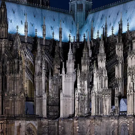 Ibis Am Dom 2* Cologne