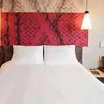 Ibis Am Dom