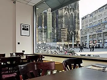 Ibis Am Dom