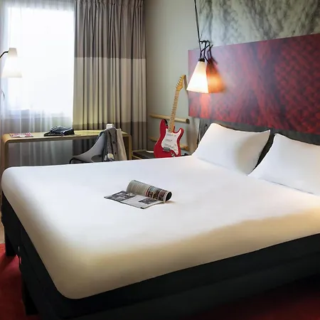 Hotel Ibis Am Dom 2*