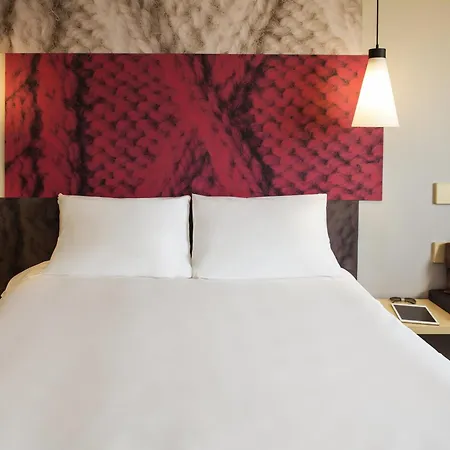 Hotel Ibis Am Dom 2*