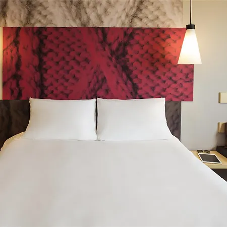 Ibis Am Dom 2* Cologne