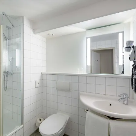 Hotel Ibis Am Dom 2*