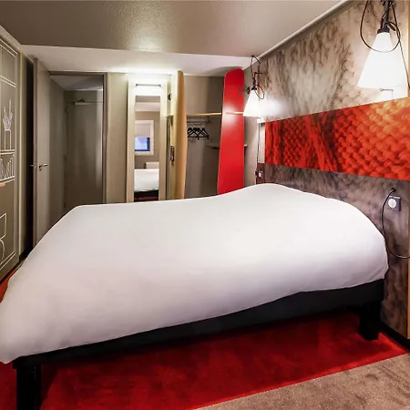 Ibis Am Dom Hotel 2*