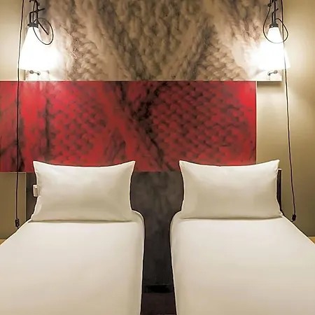 Ibis Am Dom Hotel 2*