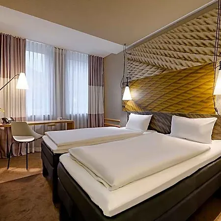 Ibis Am Dom Hotel 2*