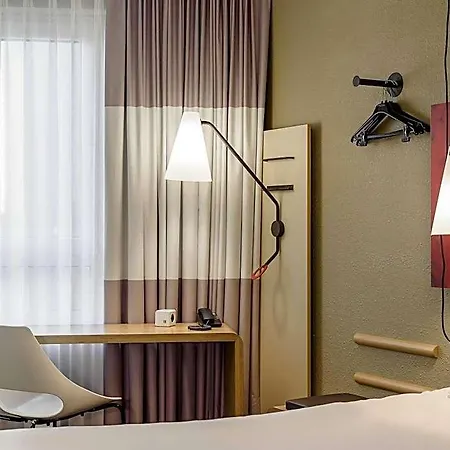 Ibis Am Dom Hotel 2*