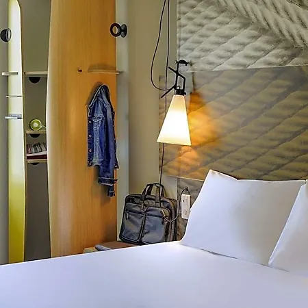 Hotel Ibis Am Dom 2*