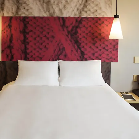 Hotel Ibis Am Dom 2*