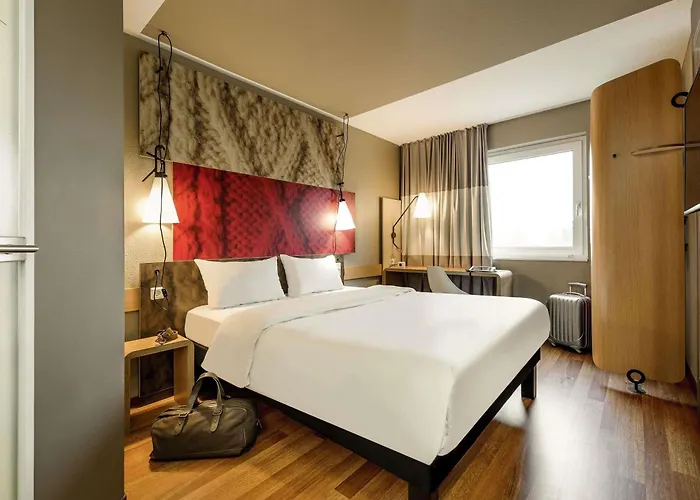 Otel Ibis Am Dom Köln