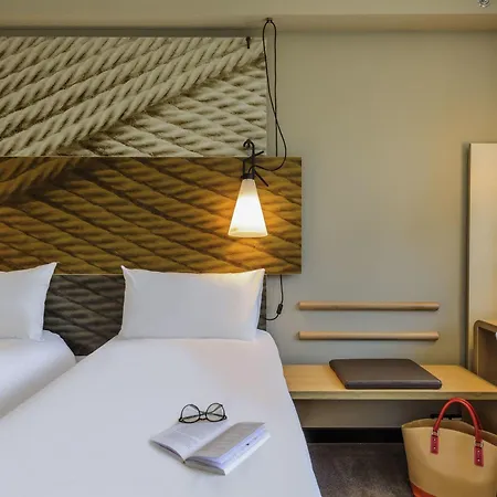 Ibis Am Dom Colonia