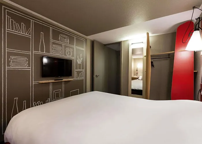 Ibis Am Dom 2* Colonia