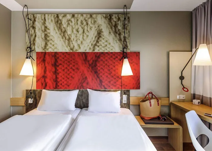 Ibis Am Dom 2* Cologne